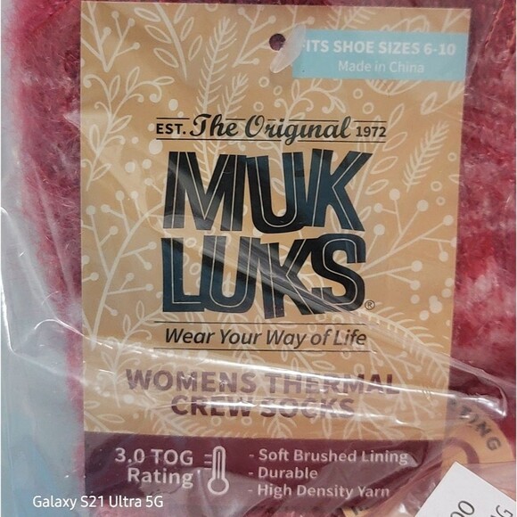 Muk Luks Accessories - New Muk Luks Cabin Socks